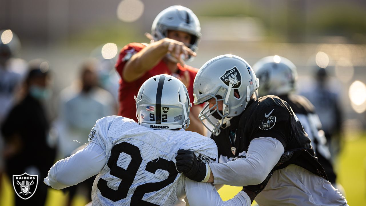 Raiders' Henry Ruggs departure opens door for Zay Jones, Raiders News