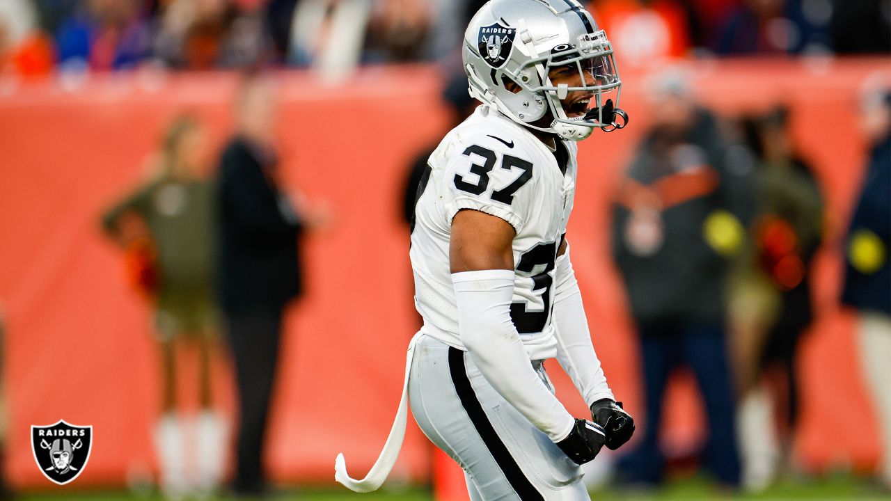 Adams gives Las Vegas Raiders an OT walkoff over Denver Broncos