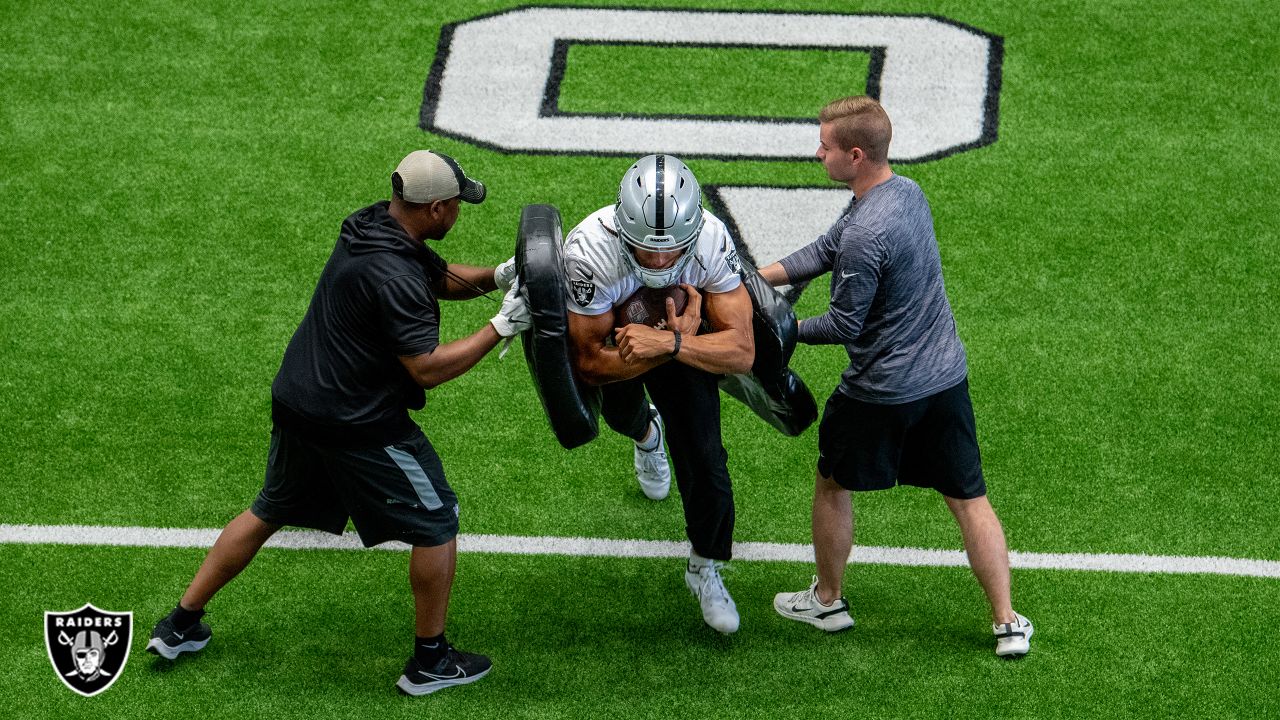 Derek Carr Mic'd Up at Training Camp: 'Good Tempo Today!', Raiders