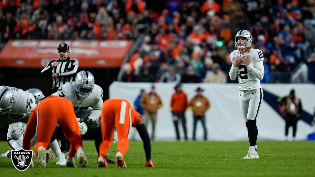 Adams gives Las Vegas Raiders an OT walkoff over Denver Broncos