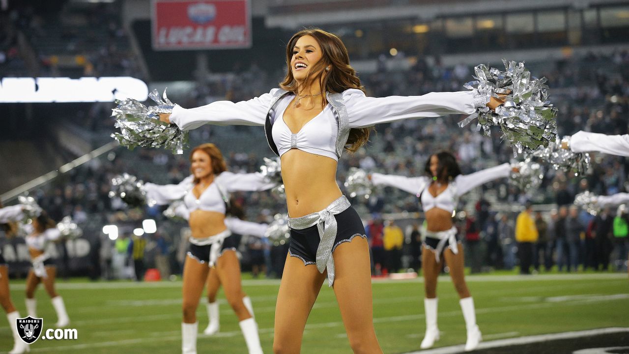 Sights of the Game: Raiderettes vs. Chargers