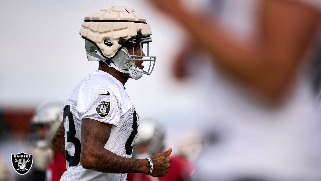 With Waller out of practice, Edwards steps up as Raiders' go-to receiver -  Las Vegas Sun News