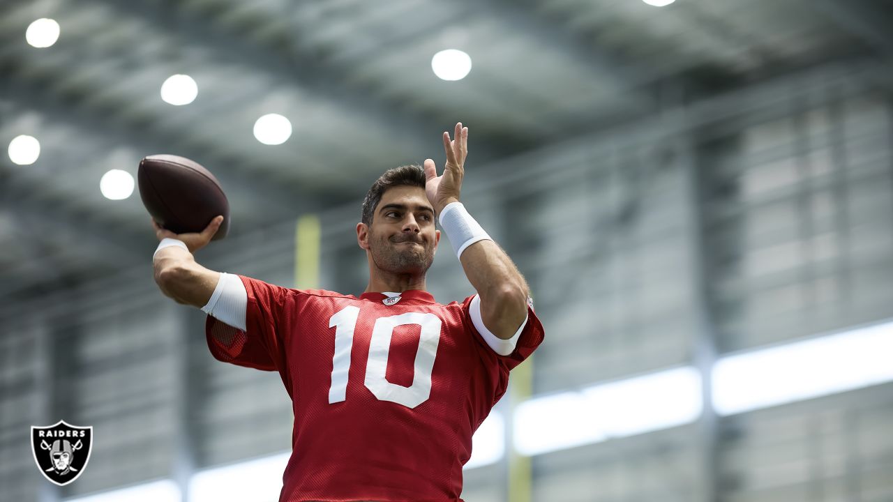 Las Vegas Raiders quarterback Chase Garbers (15) passes during NFL football  training camp Saturday, July 30, 2022, in Henderson, Nev. (AP Photo/Steve  Marcus Stock Photo - Alamy