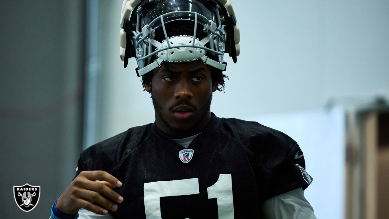 Las Vegas Raiders defensive end Malcolm Koonce (51) plays against