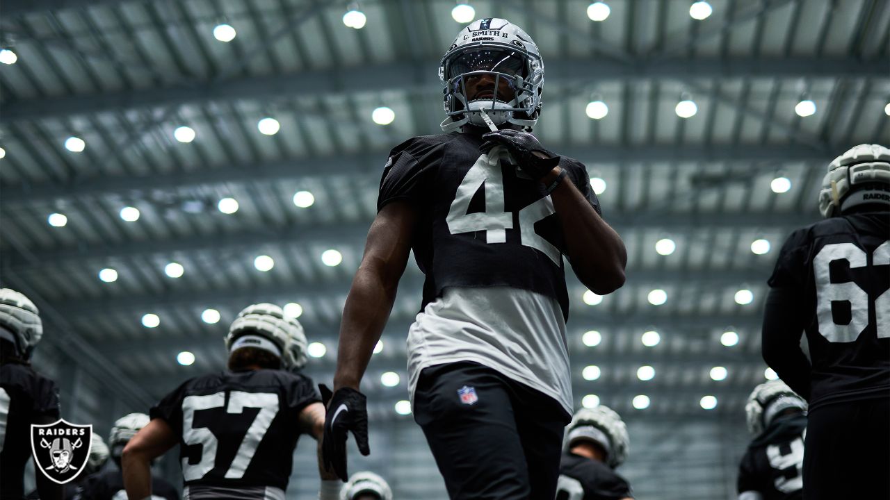 Defensive end Maxx Crosby mic'd up during 2023 Training Camp, motivates his  teammates and sets the bar for the first day of pads for the Las Vegas  Raiders