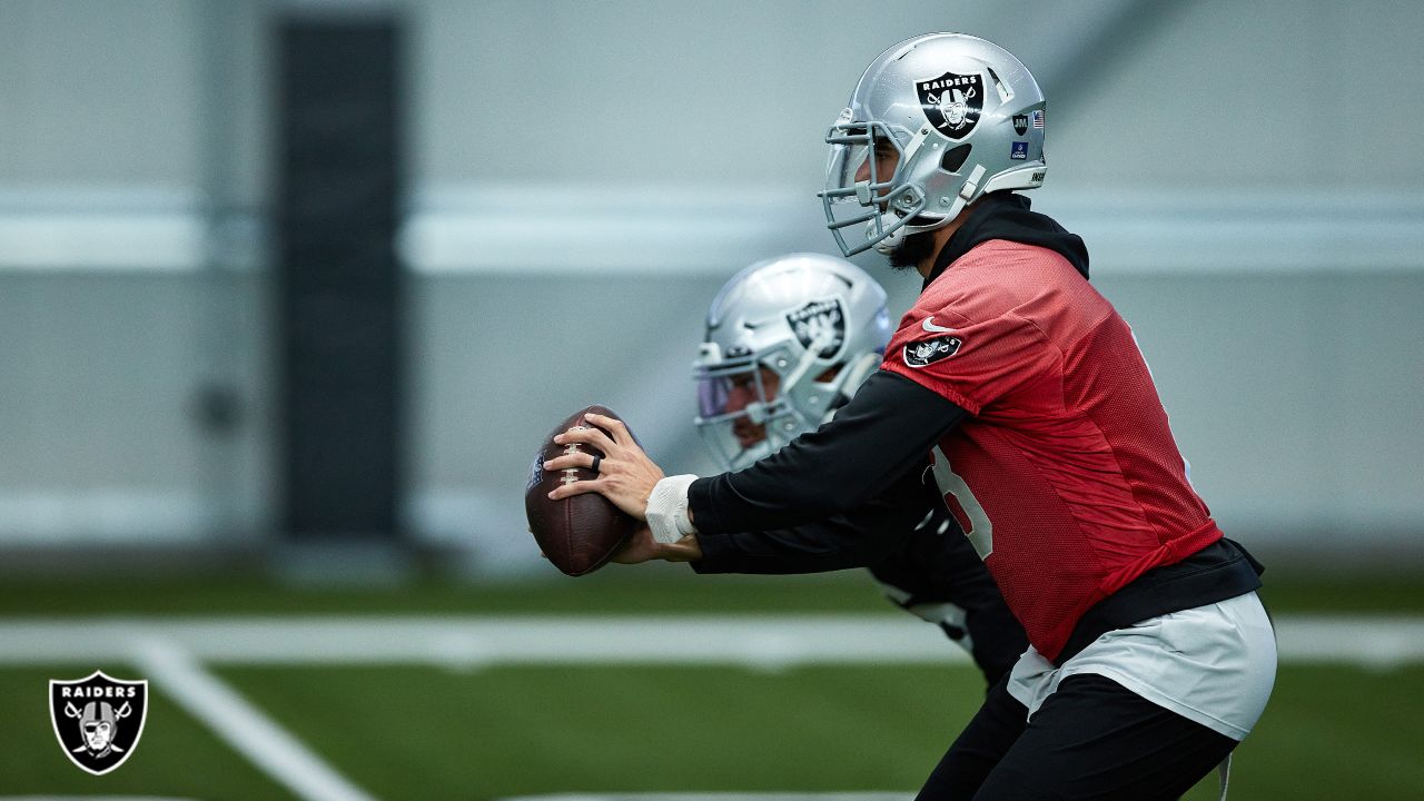 Raiders News: Hunter Renfrow ready to pick up where he and Derek Carr left  off - Silver And Black Pride