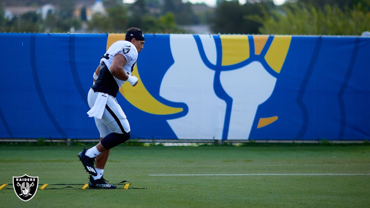 Rams, Raiders can't fight their competitiveness as joint practice