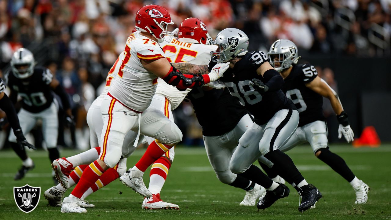 Kansas City Chiefs vs. Las Vegas Raiders Week 18 Date TBD - 104.7