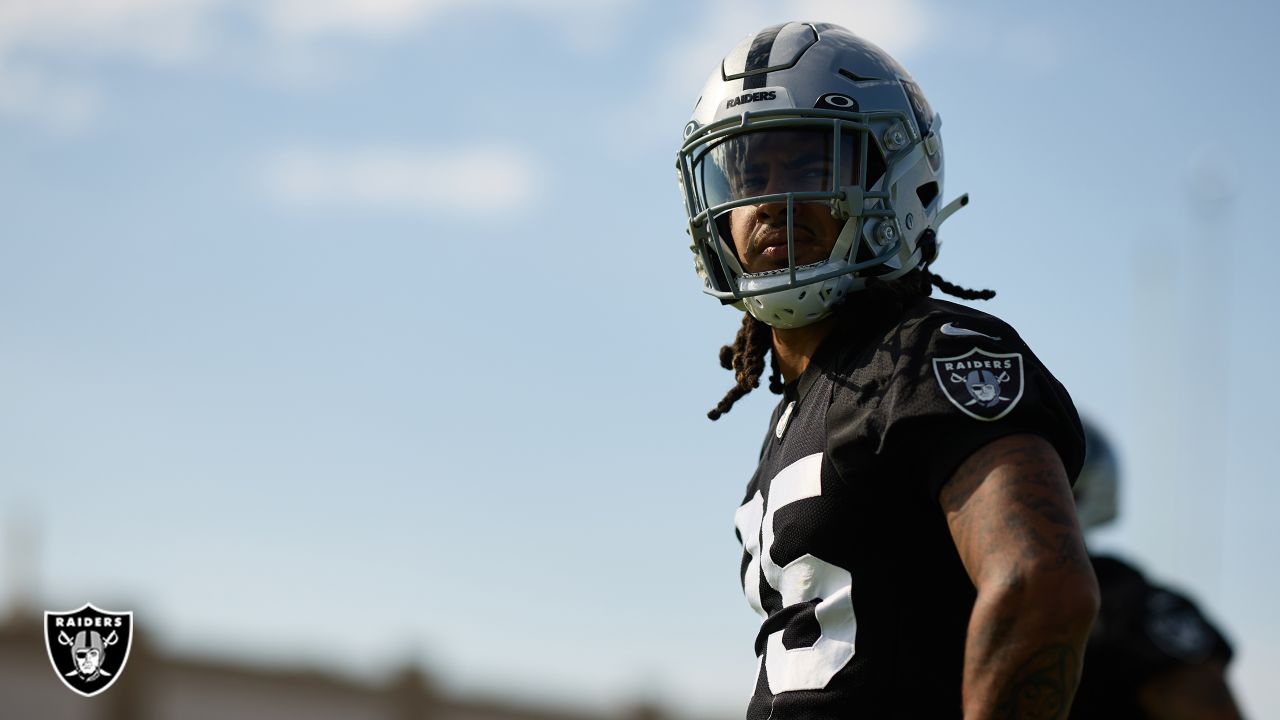 Maxx Crosby gets physical in Raiders' spirited first practice of training  camp in pads - The Athletic