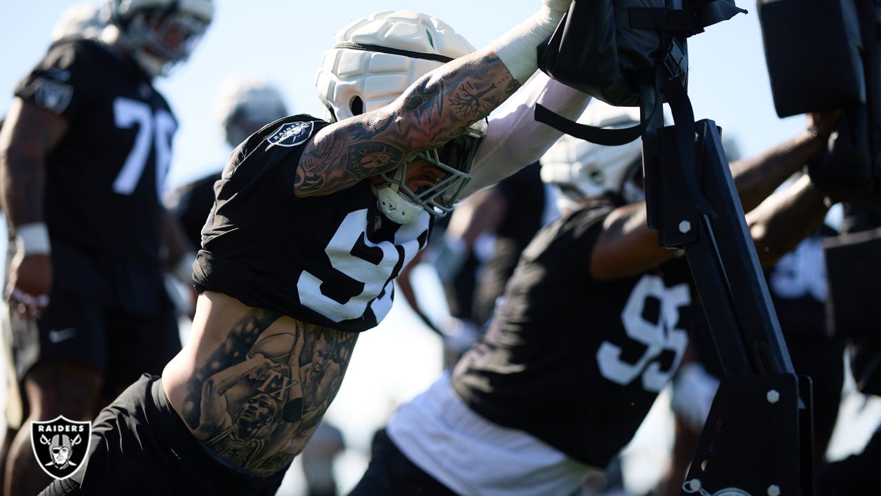 Defensive end Maxx Crosby mic'd up during 2023 Training Camp, motivates his  teammates and sets the bar for the first day of pads for the Las Vegas  Raiders