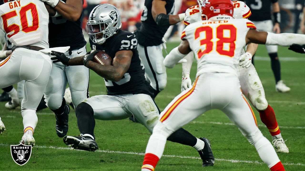 Touching moment Raiders running back Josh Jacobs surprises his dad with a  new house