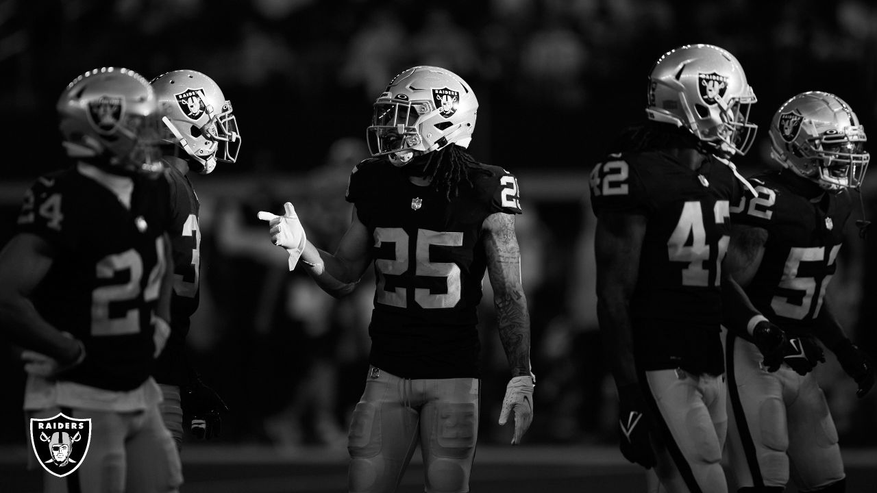 Raiders: Best memories of the Derek Carr era - Silver And Black Pride