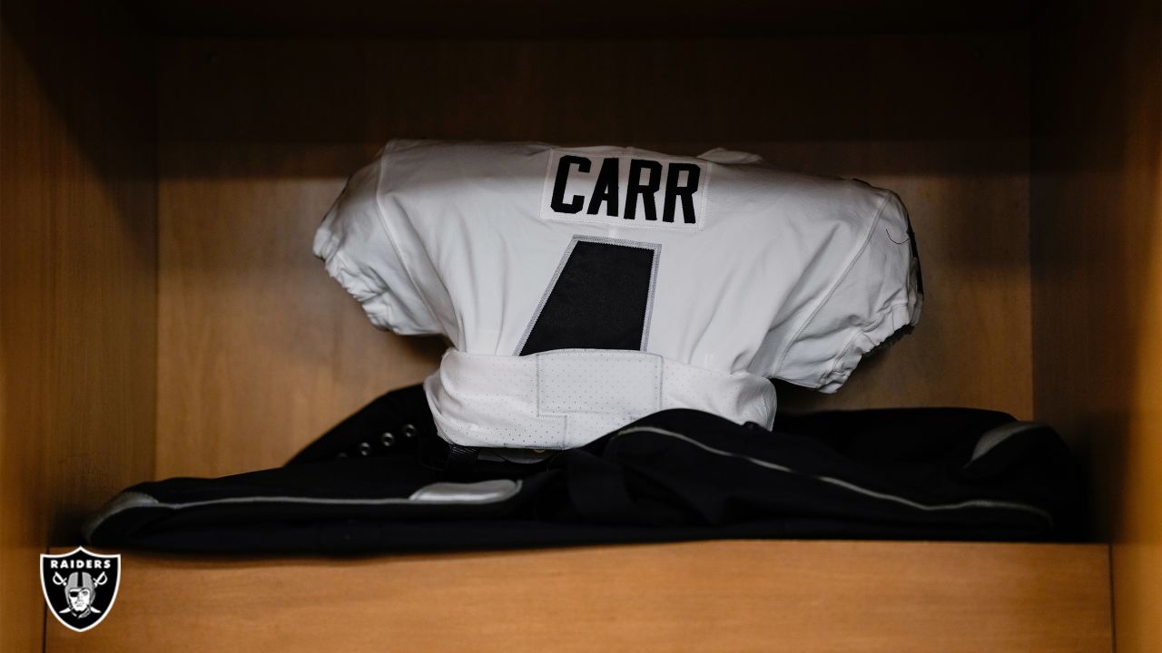 PREGAME PHOTOS: Week 16 vs. Raiders