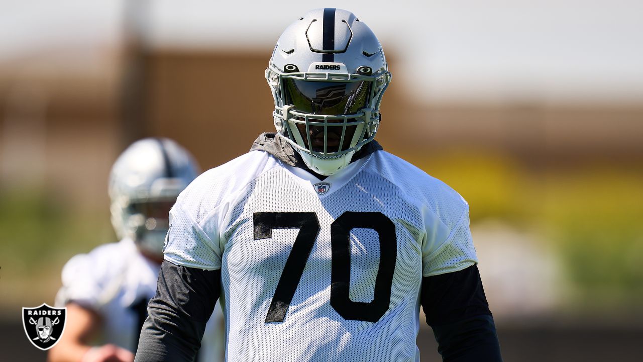 Raiders Shifting Alex Leatherwood To Guard?