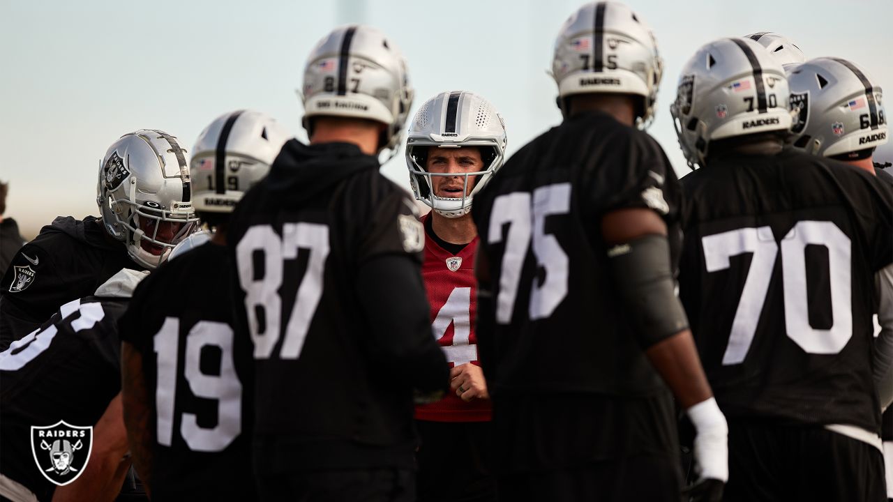 Barber: Prove-it time for Jimmy Garoppolo, Derek Carr