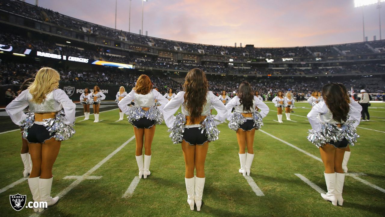 Sights of the Game: Raiderettes vs. Chargers