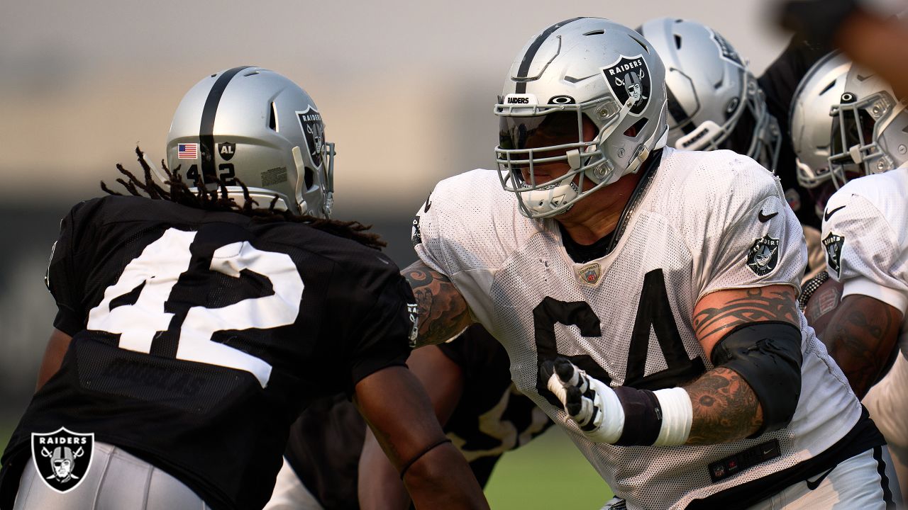 Las Vegas Raiders guard Richie Incognito (64) during training camp