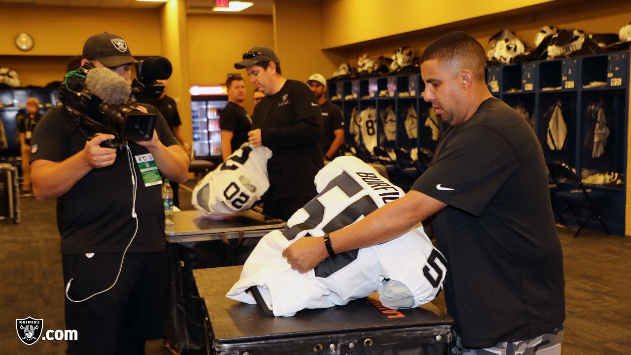 Locker Talk: Colts vs. Raiders