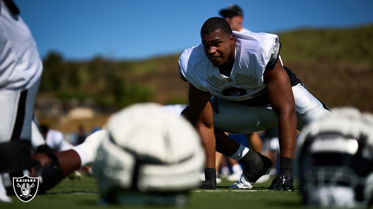 Los Angeles Rams cornerback Robert Rochell (8) takes his stance during an  NFL preseason football game against the Las Vegas Raiders, Saturday, Aug.  19, 2023, in Inglewood, Calif. (AP Photo/Kyusung Gong Stock