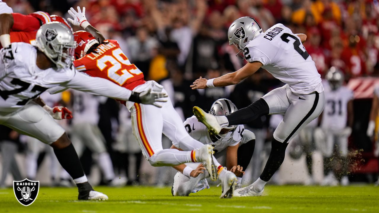 Chiefs beat Raiders: KC stole momentum from Las Vegas in Monday night win -  Arrowhead Pride