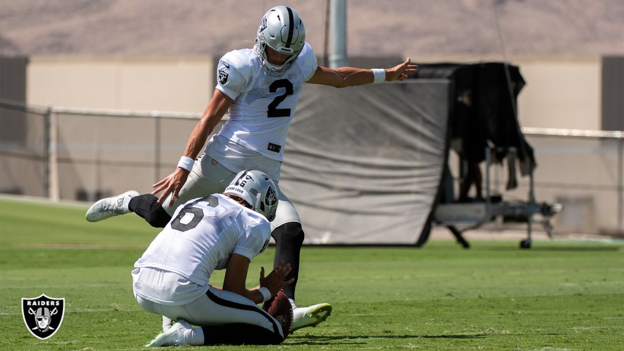 Las Vegas Raiders CB Nate Hobbs making a solid start to NFL career - Sports  Illustrated Las Vegas Raiders News, Analysis and More