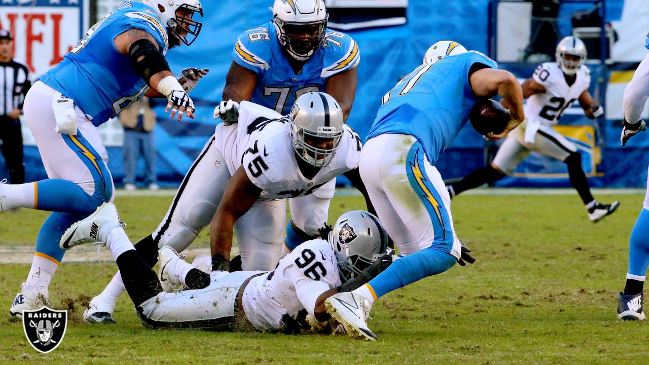 Oakland Raiders vs. San Diego Chargers, photo gallery, December 18, 2016