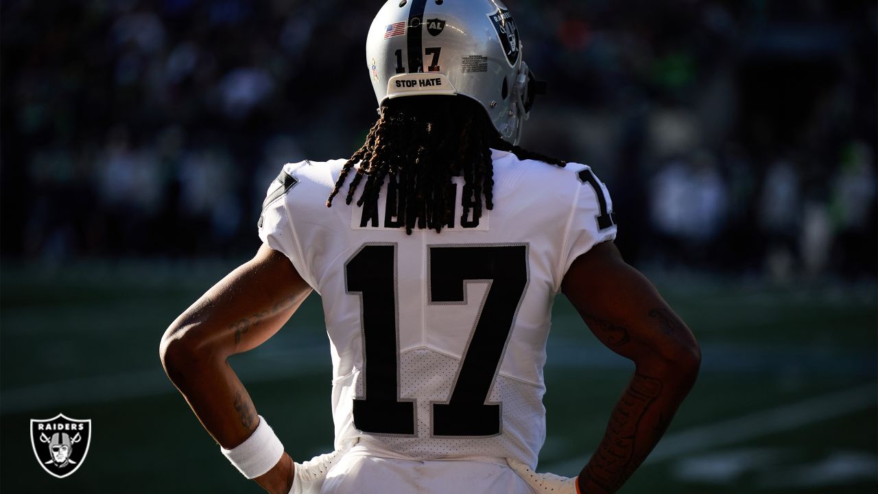 Las Vegas Raiders Podcast: TDL top 10 wide receivers in the 2022 NFL Draft  - Silver And Black Pride