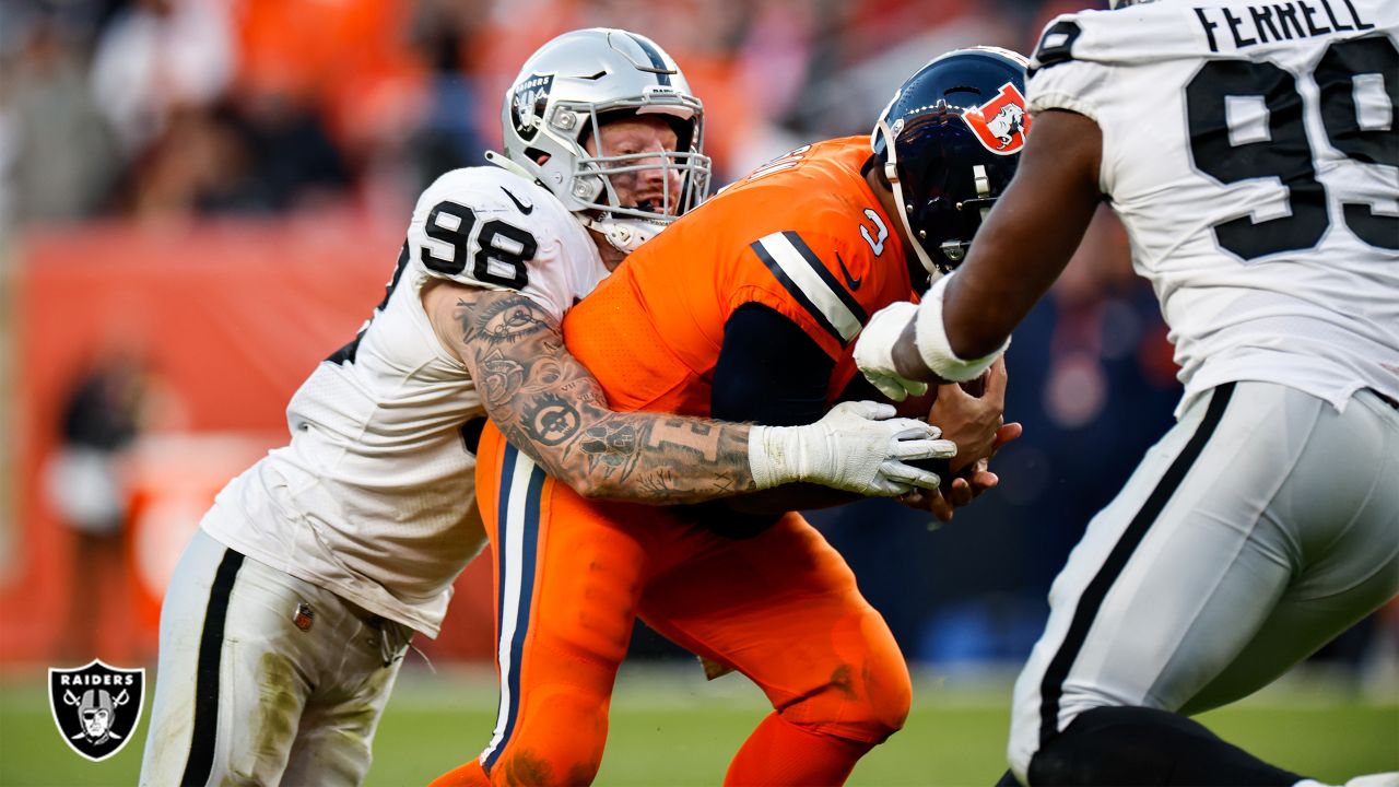 Las Vegas Raiders defensive end Maxx Crosby (98) looks on against the  Denver Broncos during an NFL football game Sunday, Sept. 10, 2023, in  Denver. (AP Photo/Jack Dempsey Stock Photo - Alamy