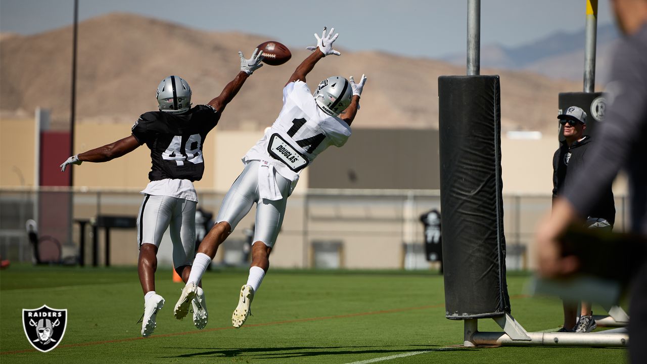 From Las Vegas Raiders training camp: LB Curtis Bolton - Sports