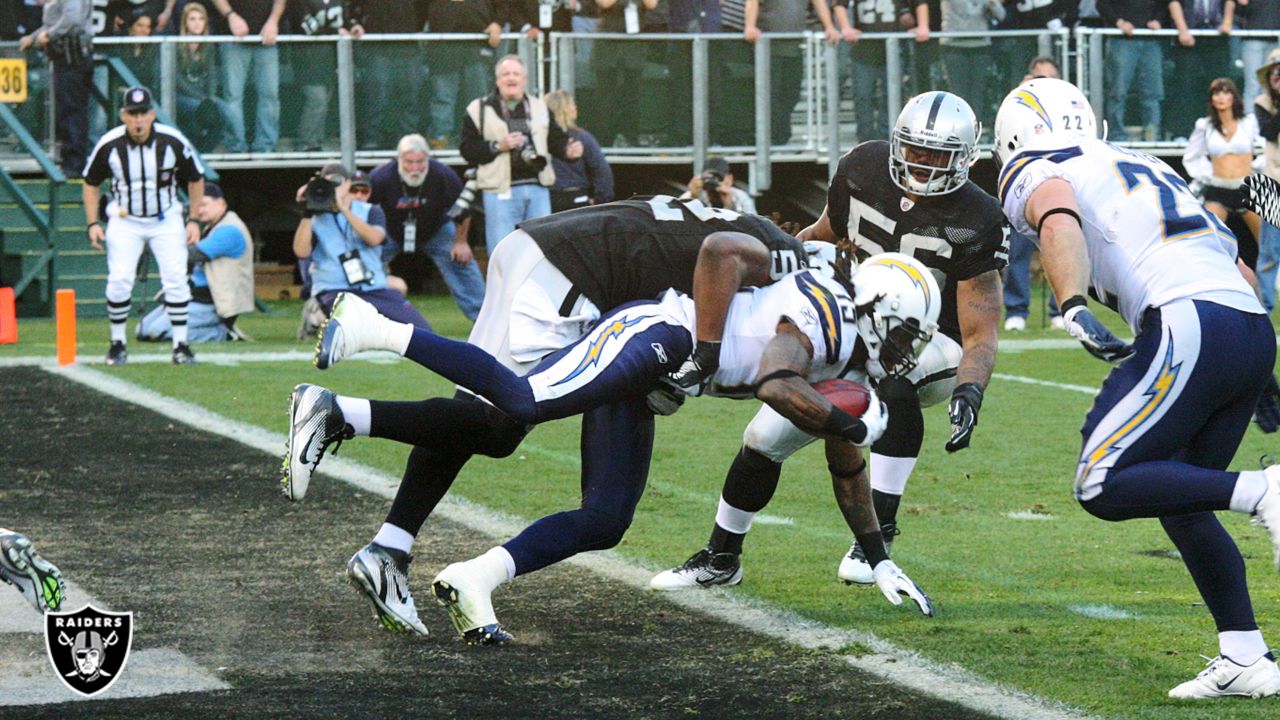 Raiders' defense steps up to challenge during 3-game streak - The San Diego  Union-Tribune