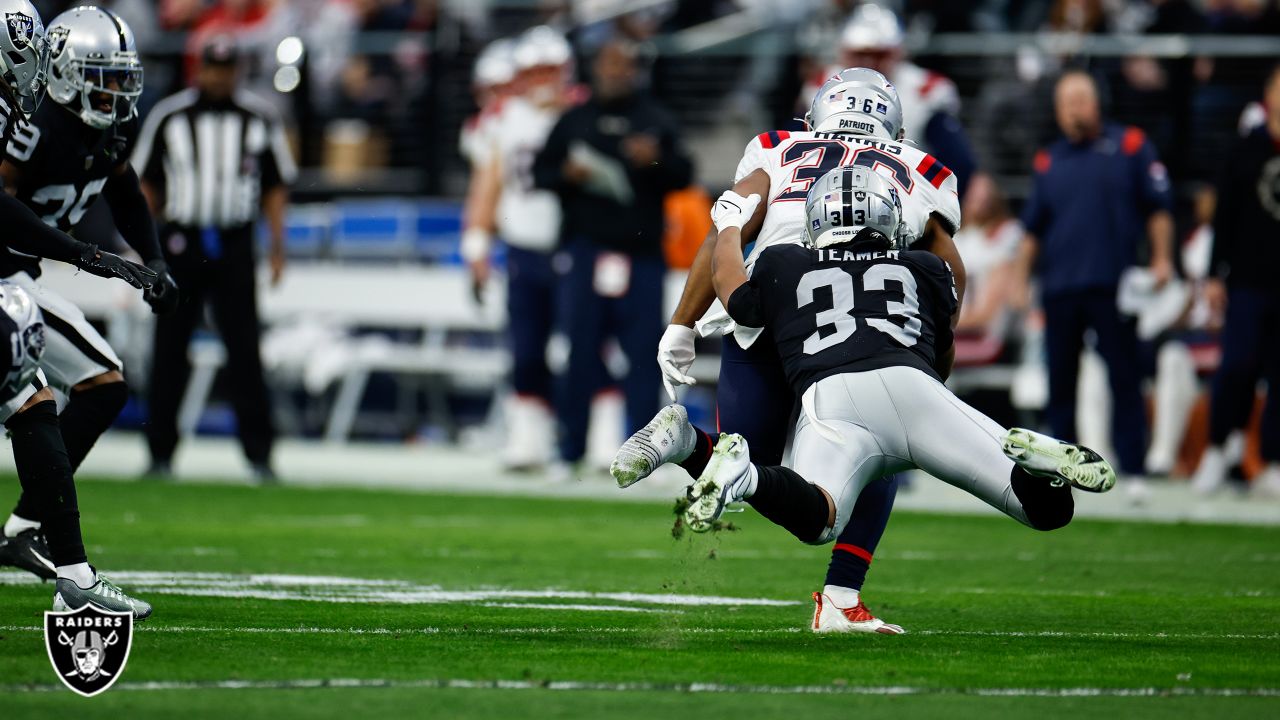 Raiders shock Patriots with stunning 48-yard defensive touchdown