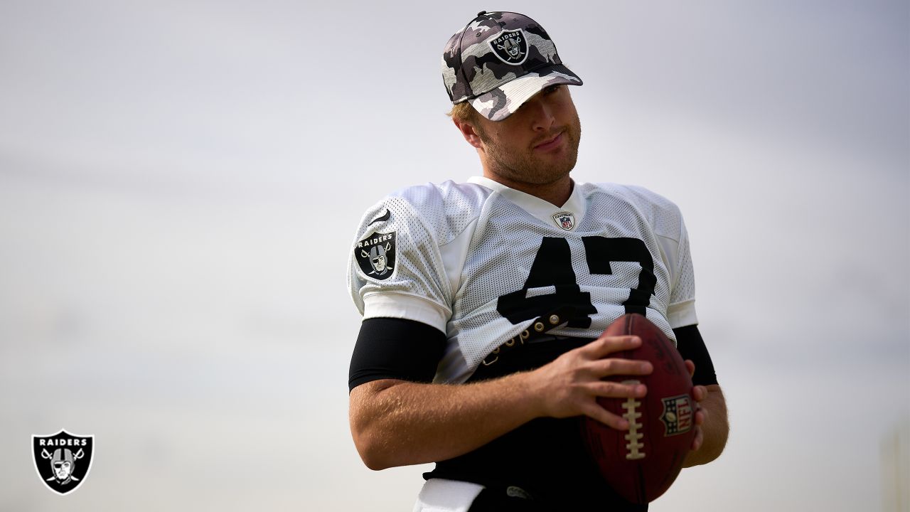 Las Vegas Raiders long snapper Trent Sieg (47) leaves the field