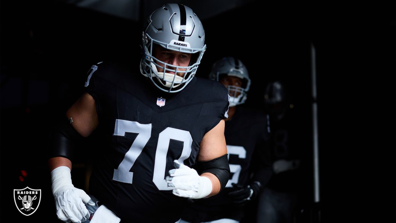 Raiders news 8/26: Raiders make series of roster moves ahead of