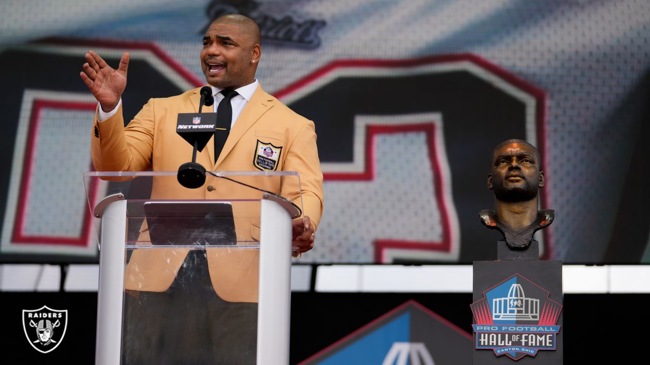 Pro Football Hall of Fame: Richard Seymour values his time with Raiders -  Silver And Black Pride