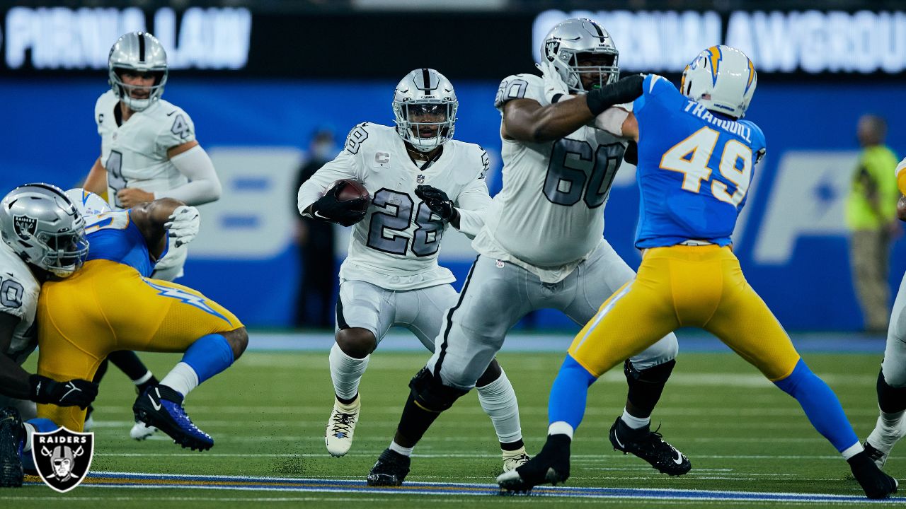 Raiders News: 3 Raiders land on the CBS Sports top 100 - Silver And Black  Pride