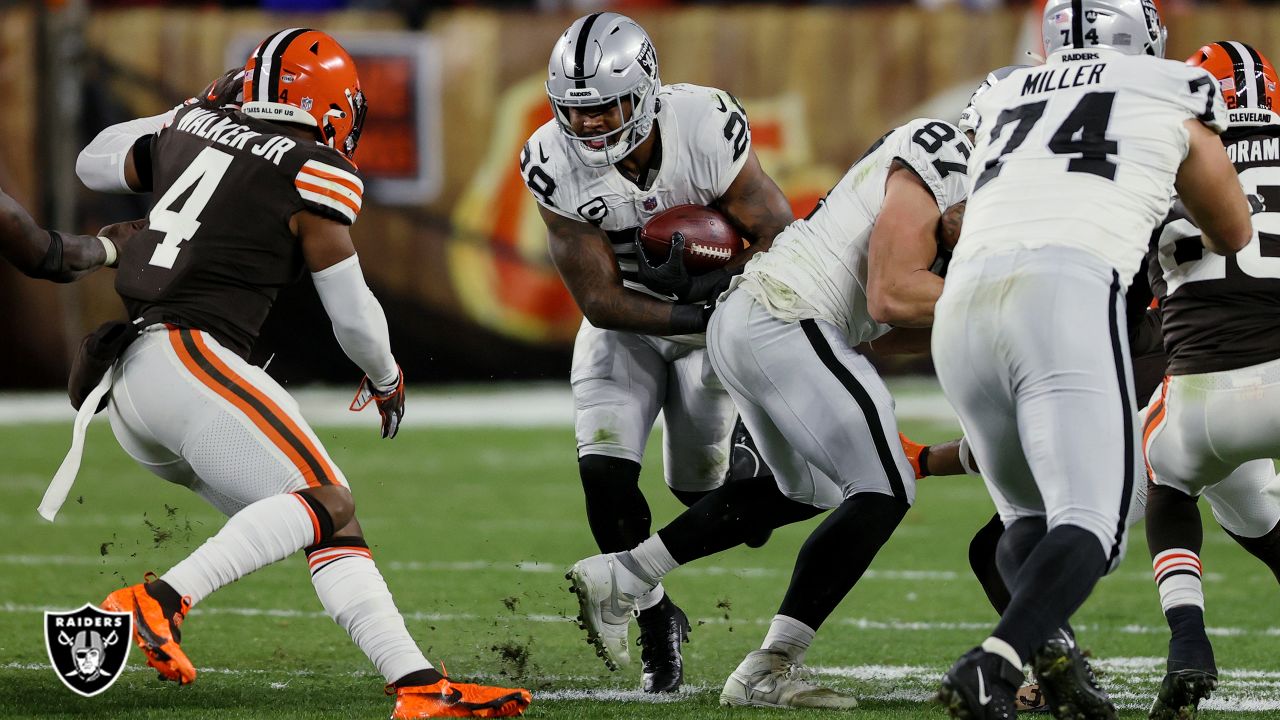 Watch: Raiders Maxx Crosby got emotional on journey from rehab to Pro Bowl