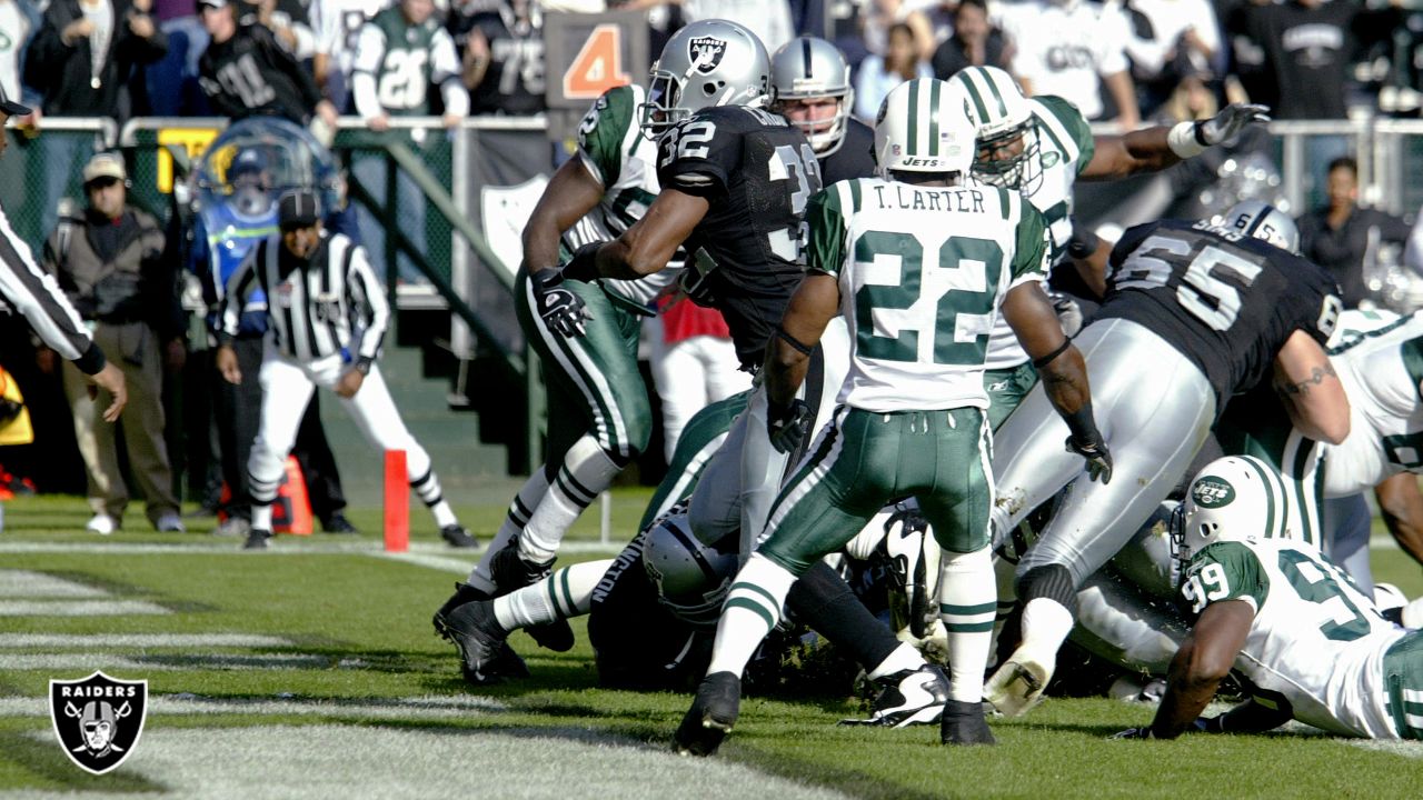 Photo: Oakland Raiders play the New York Jets in New Jersey -  NYP20191124106 