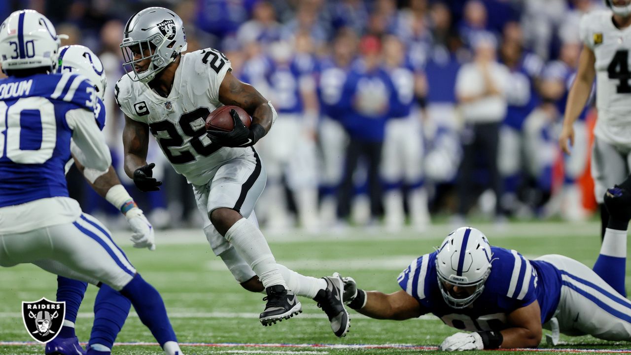 Indianapolis, Indiana, USA. 02nd Jan, 2022. Las Vegas Raiders running back  Josh Jacobs (28) during pregame of NFL football game action between the Las  Vegas Raiders and the Indianapolis Colts at Lucas