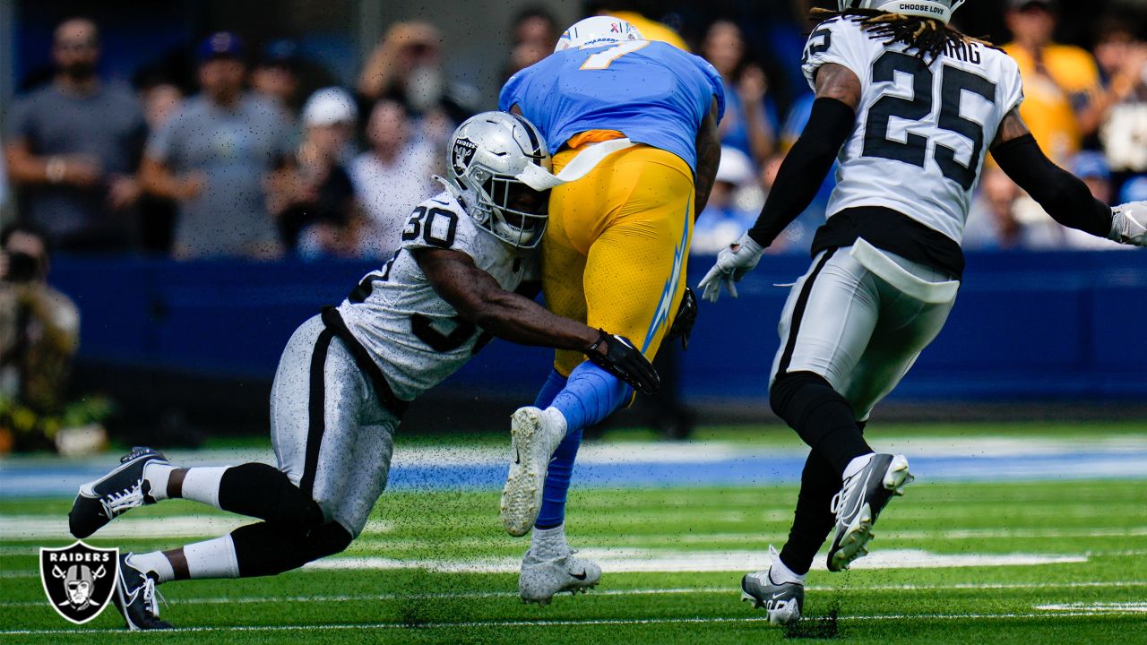 NFL: Raiders vencen 27-20 a Chargers gracias a la dupla Derek Carr -  Davante Adams