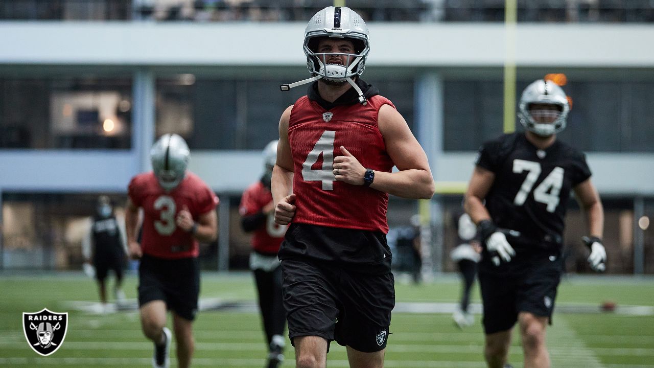 Raiders News: Hunter Renfrow ready to pick up where he and Derek Carr left  off - Silver And Black Pride