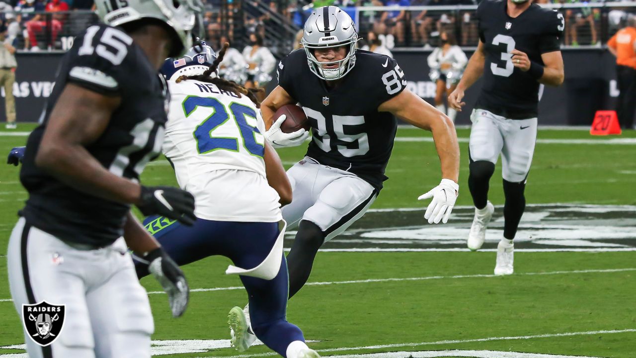 Seahawks fall to Raiders in Las Vegas, 20-7