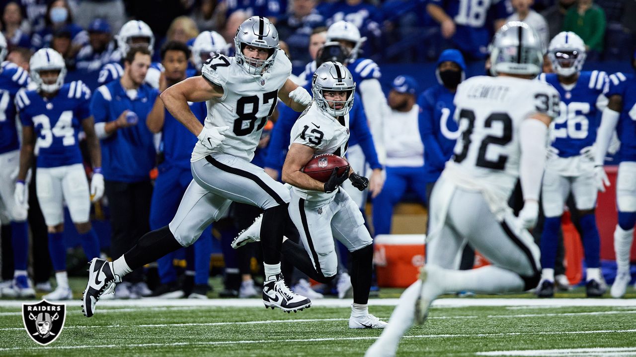 Top Shots: Raiders vs. Colts - Week 17