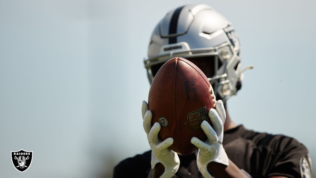 NFL news: Raiders sign linebacker K.J. Wright - Silver And Black Pride