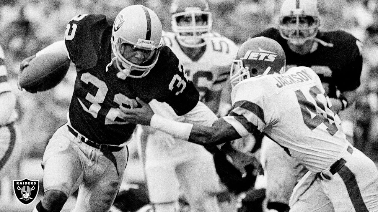 A Look At The History Between The Oakland Raiders And New York Jets