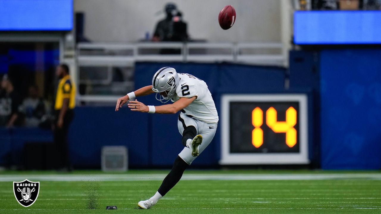 Raiders-Rams preseason game: Jimmy Garoppolo looks sharp in victory -  Silver And Black Pride