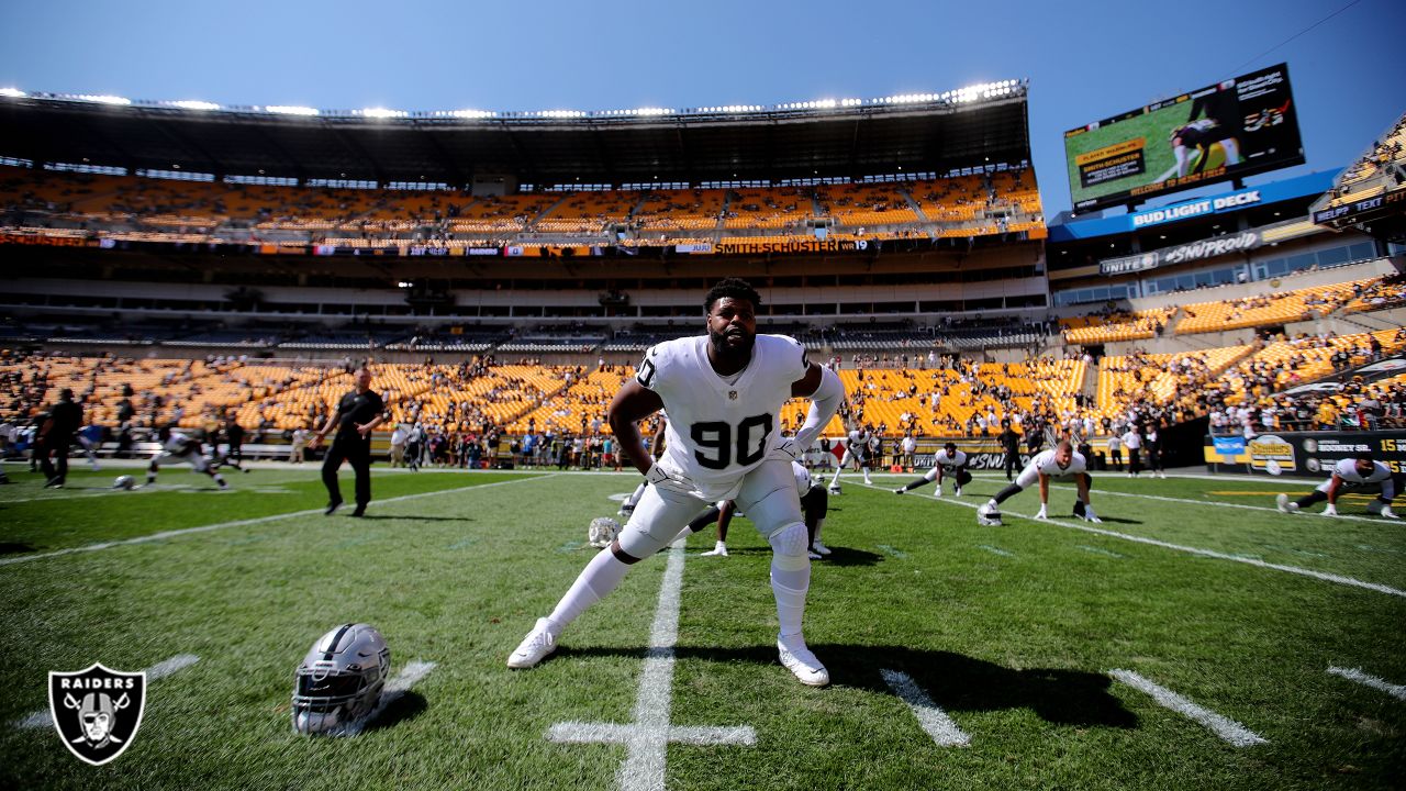 Pittsburgh, PA, USA. 19th Sep, 2021. Raiders in the tunnel before the  Pittsburgh Steelers vs Las Vegas Raiders game at Heinz Field in Pittsburgh,  PA. Jason Pohuski/CSM/Alamy Live News Stock Photo 