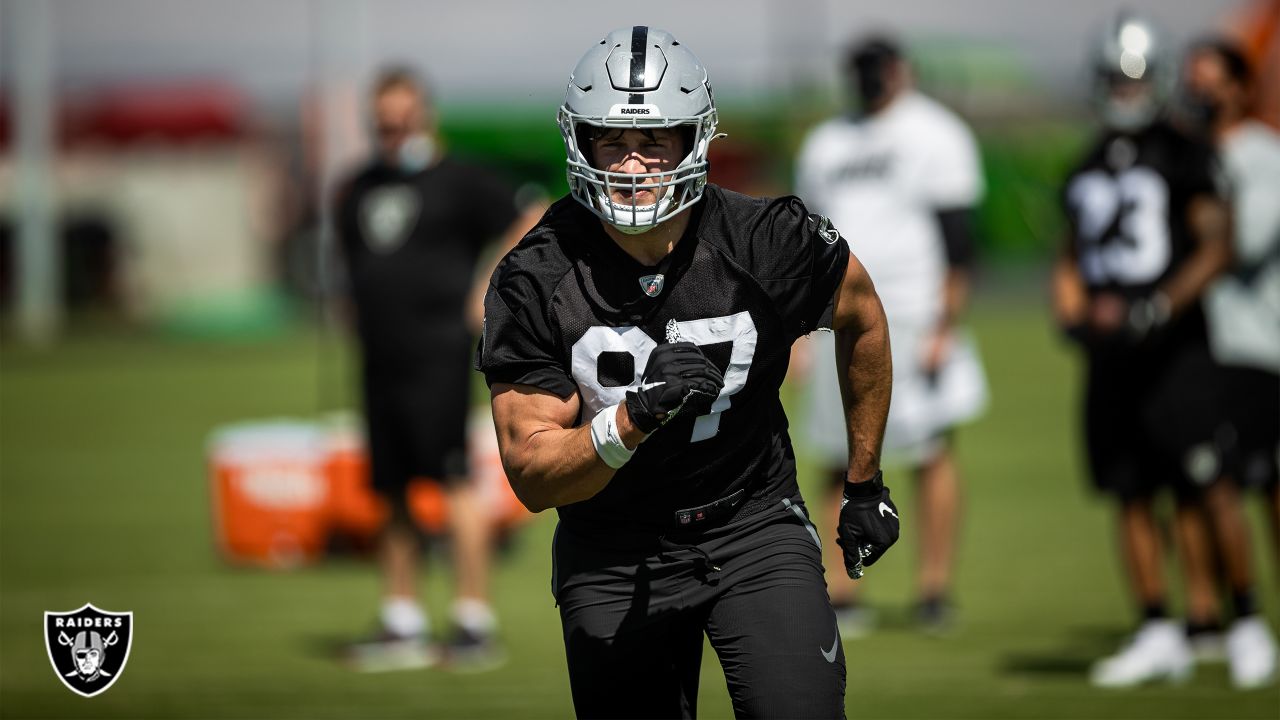 Raiders' rookie wide receivers Ruggs, Edwards are good to go as potential  starters in debut – Daily Democrat