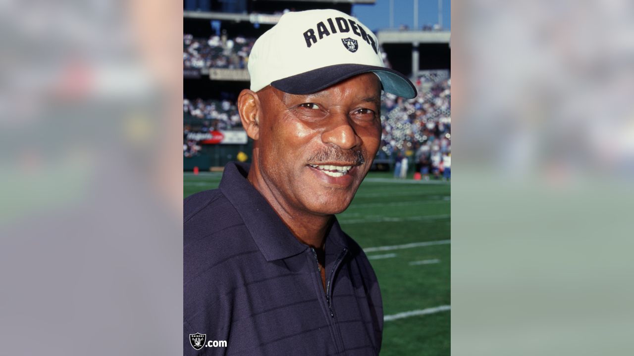 Sword & Shield: Raiders remember legend Willie Brown 