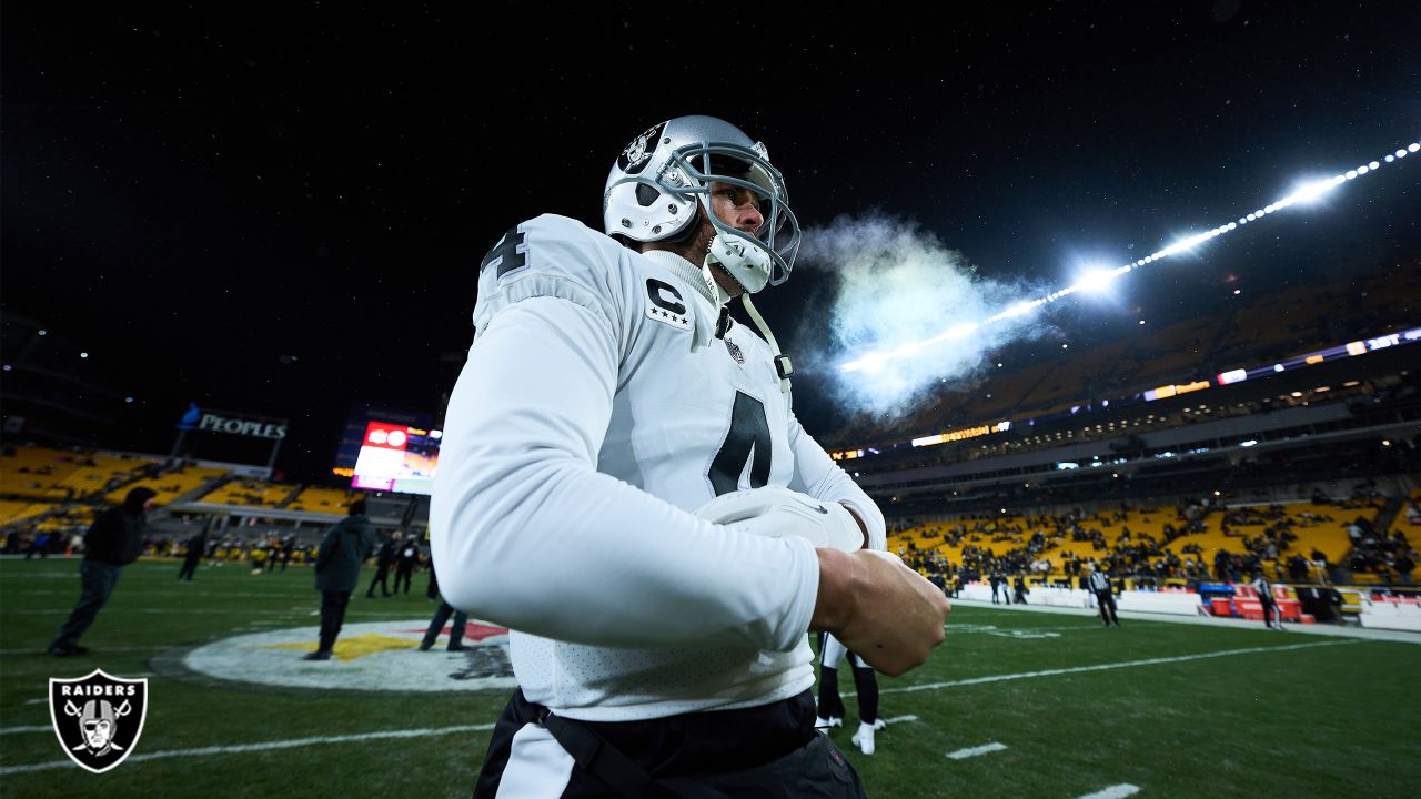 Jarrett Stidham Prepares Just Like Derek Carr Says Mick Lombardi