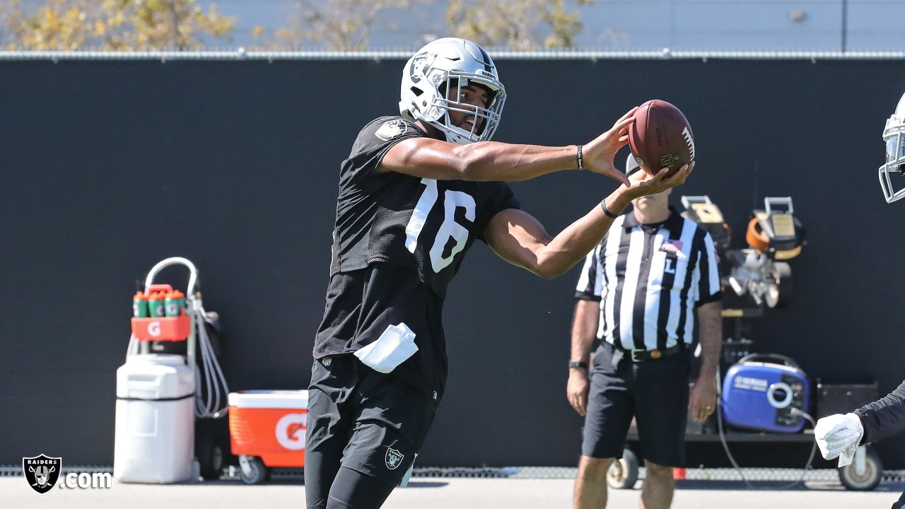 Johnathan Abram: Raiders star safety will undergo season-ending shoulder  surgery - Sports Illustrated